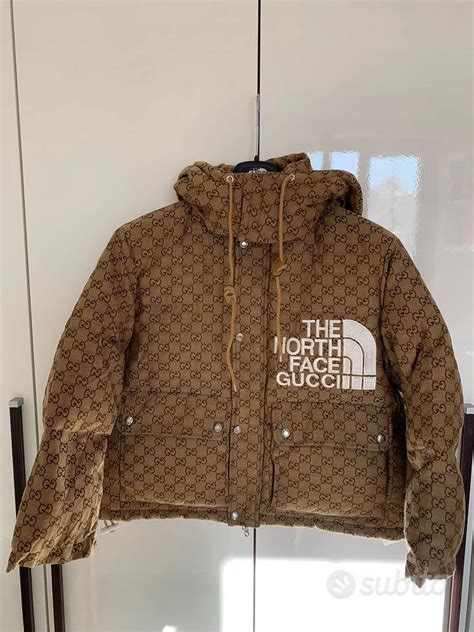 giubbotto north face x gucci